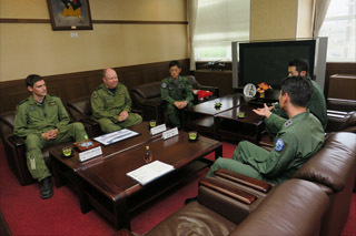 img02.jpg
